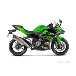 Silencieux AKRAPOVIC Slip-On Kawasaki NINJA 400 2018-... Et Z 400 2019-... Coupelle Carbone