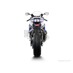 Silencieux AKRAPOVIC Slip-On Suzuki GSX R 600 / 750 2006-2007 Coupelle Carbone