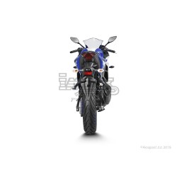 Silencieux AKRAPOVIC Slip-On Yamaha R 3 2015-... Coupelle Carbone